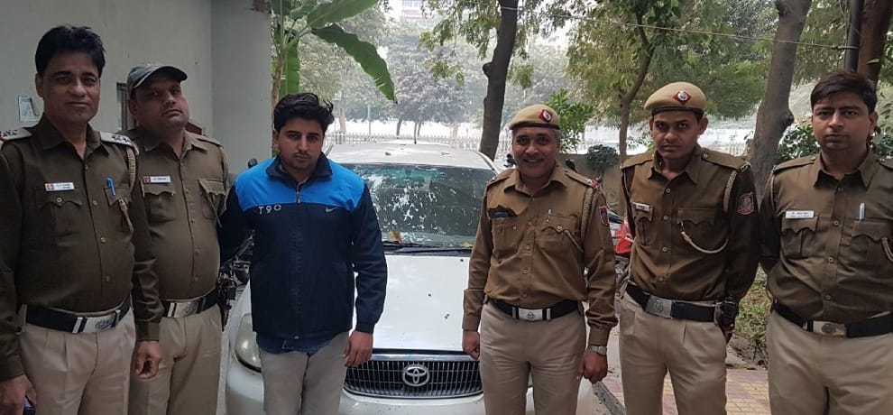 man became alcohol smuggler for girlfriend