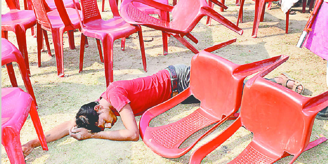 Alert on black clothes in CM's meeting hardoi