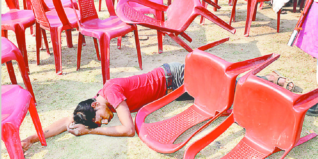 Alert on black clothes in CM's meeting hardoi