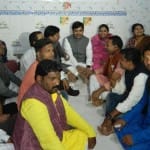 चंदौली के एक भाजपा कार्यालय में शहनवाज हुसैन