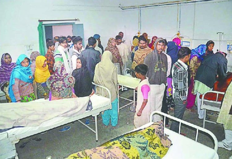 Truck, tractor-trolley clash, 18 wounded