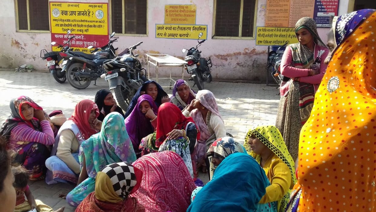 सड़क हादसों में मामा-भांजे समेत चार की मौत