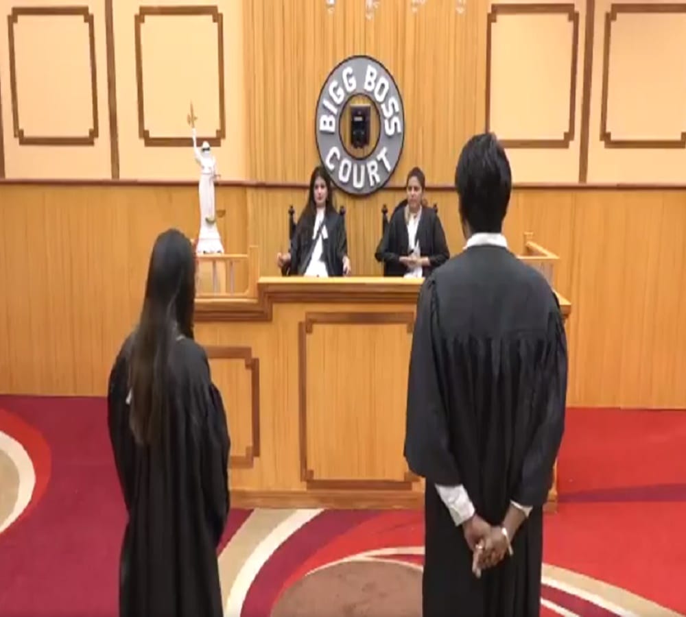  judges sapna and bandgi will take decision on arshi khan in the house