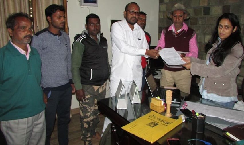 डीएफओ से मछली पकड़ने की अनुमति मांगी