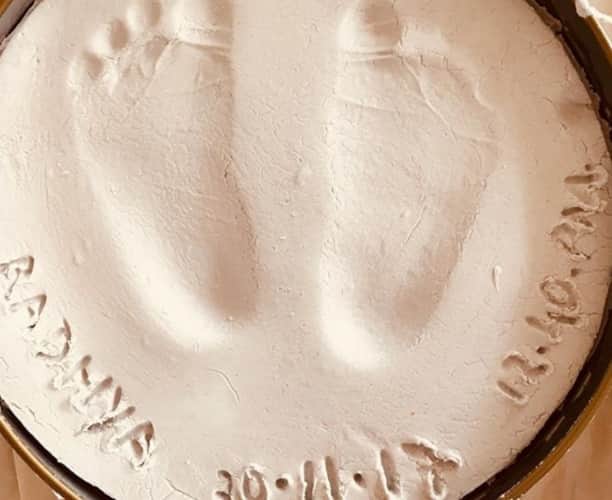 Esha Deol and Bharat Takhtani gets little angel foot prints