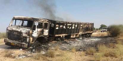 fire broke out in a trailer police recovered one dead body nearby in jodhpur 