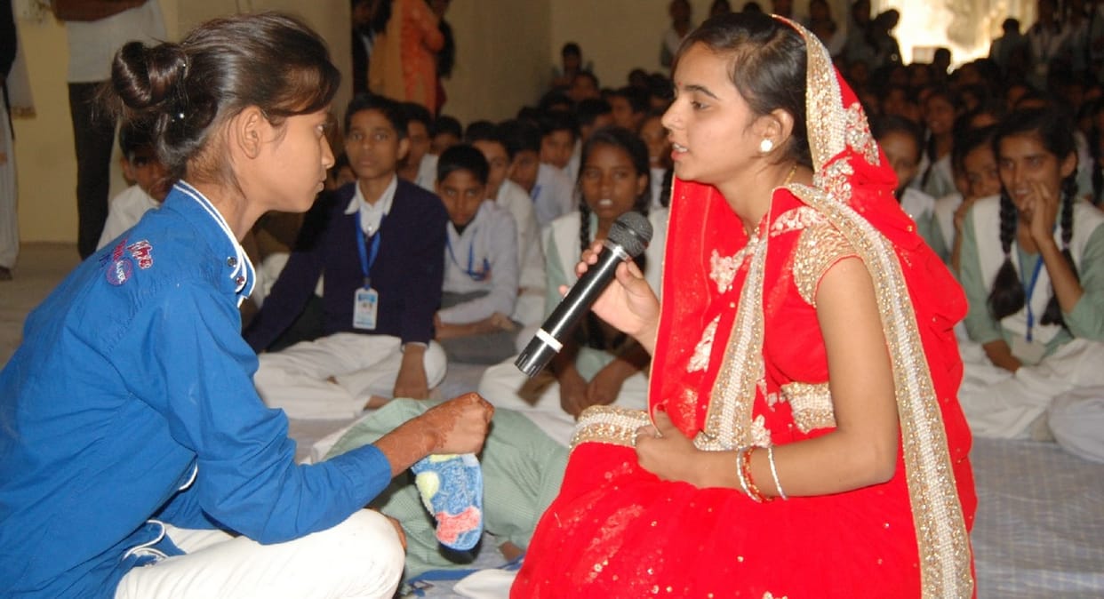 मॉडलों के माध्यम से दिखाई प्रतिभा