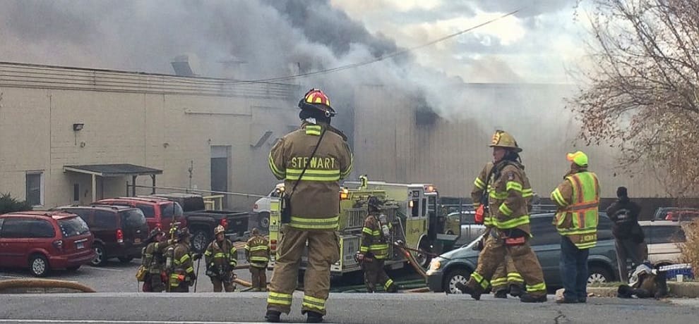 35 hurt in blasts fire at New York cosmetics factory