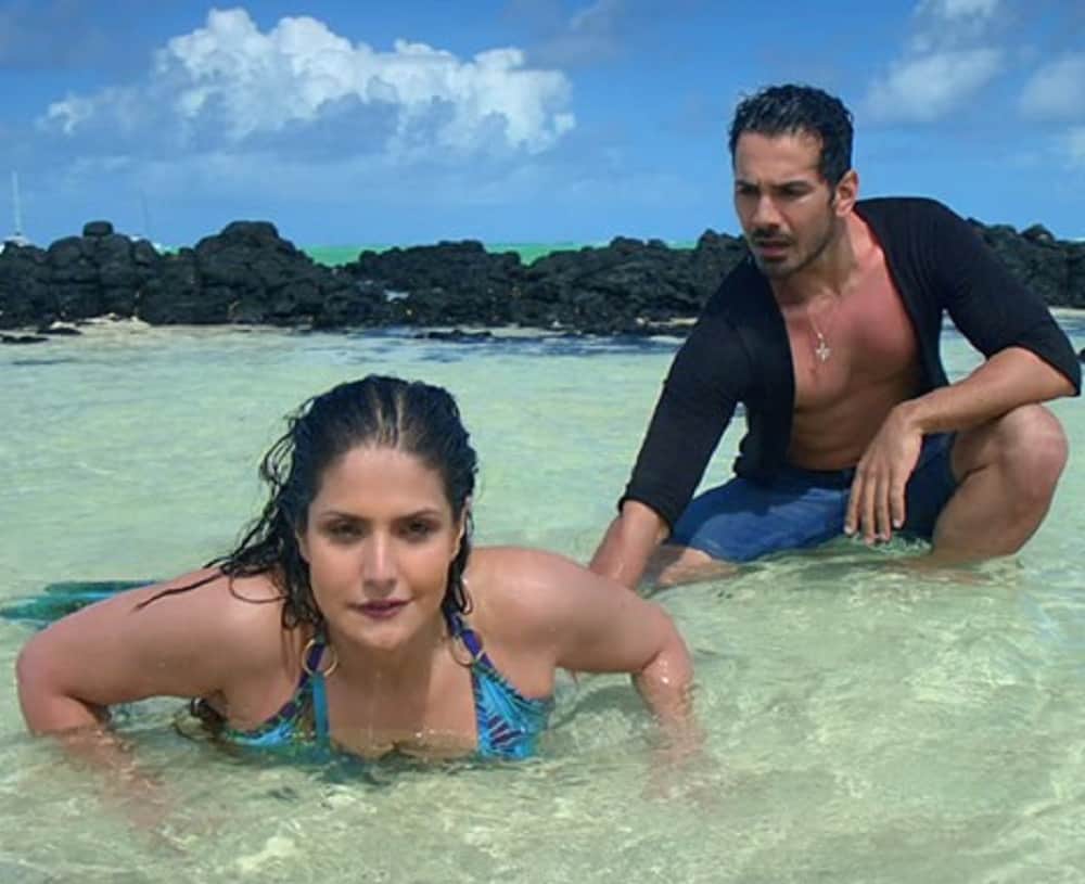 Film Aksar 2 Actress Zareen Khan Alleged Makers To Have Long Kissing Scene Without   Her Knowledge