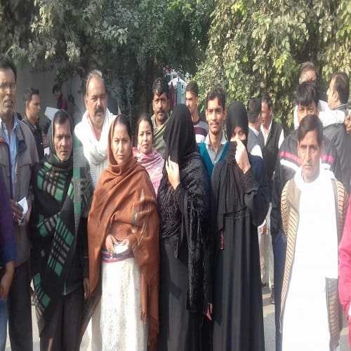 Nikay Chunav : The massive enthusiasm of voting in West UP Muslims, see photos
