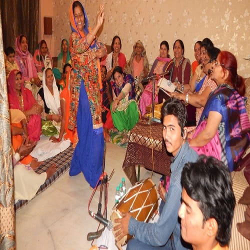 Nupur, the bride decorated with Rajasthani jewelery for Bhuvi, Photos of bhubaneswar house