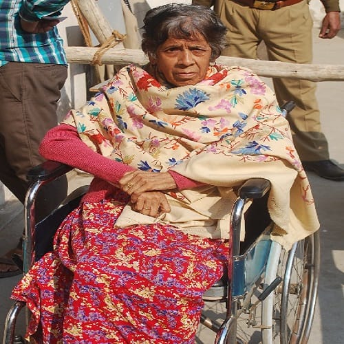 Divyang voted for the boy waist, enthusiasm in the elderly, photos