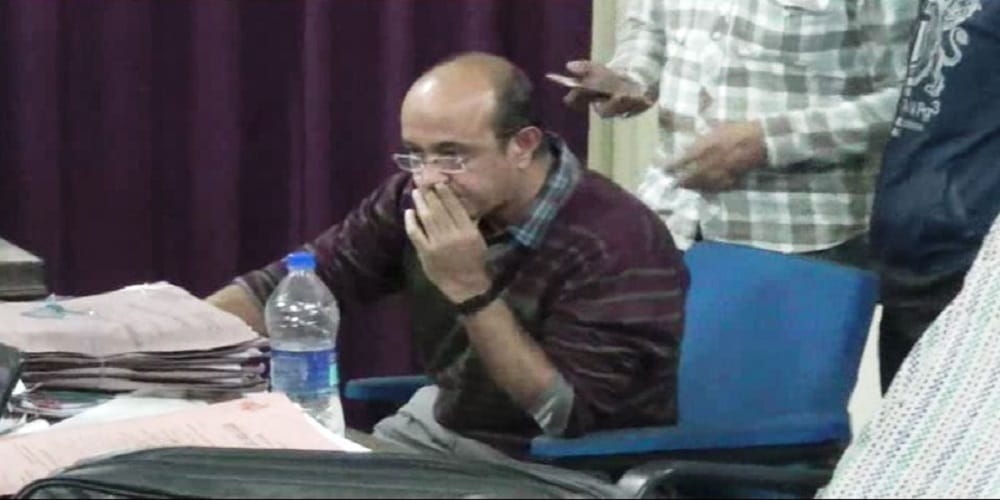 clerk arrested by acb in bribe case