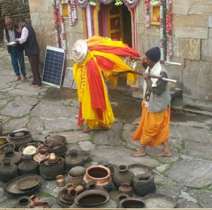 madhyameshwar dham gate closed in 2017 yatra     