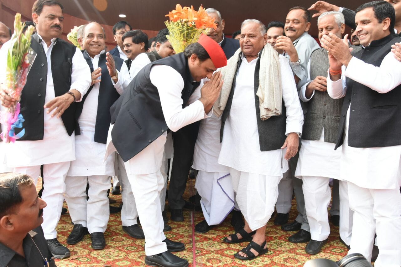 mulayam singh yadav birthday celebration.
