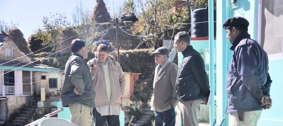 फॉरेंसिक टीम ने हत्या के साक्ष्य जुटाए