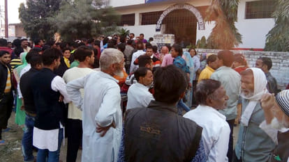 EVMs only vote for single party