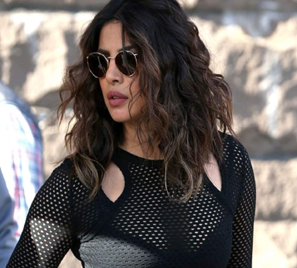 प्रियंका चोपड़ा 