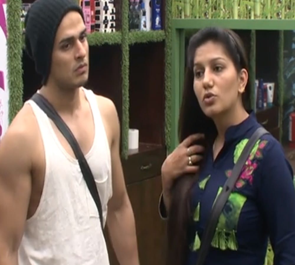 sapna chaudhary calls puneesh is dog after hearing hina in bigg boss