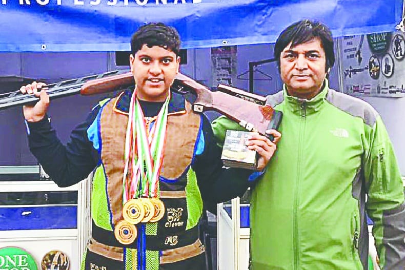 senior , junior varg me shaardul ka golden nishaana