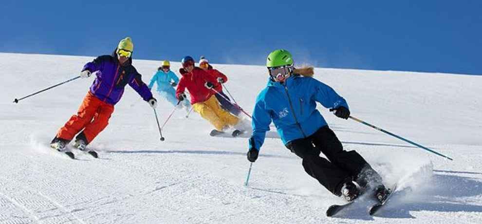 Himachal Pradesh Tourism Development Corporation skiing packages