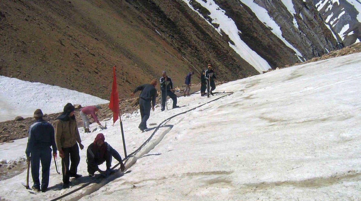 water lines Freeze after heavy snowfall in pithoragarh Nabhidhang itbp post