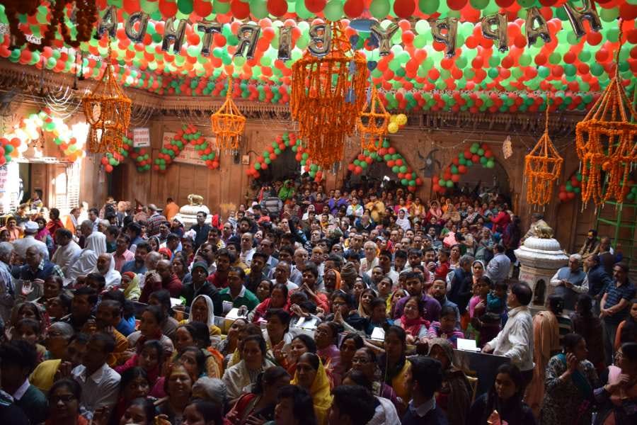 celebration in thakur banke bihari temple vrindavan 