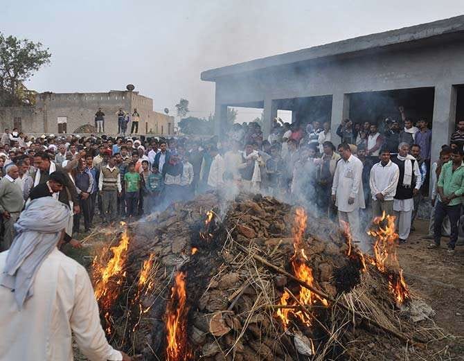 father killed three childrens for girl friend, funeral at paternal village