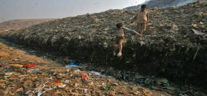 poison fog in air of kanpur at panki a to z plant