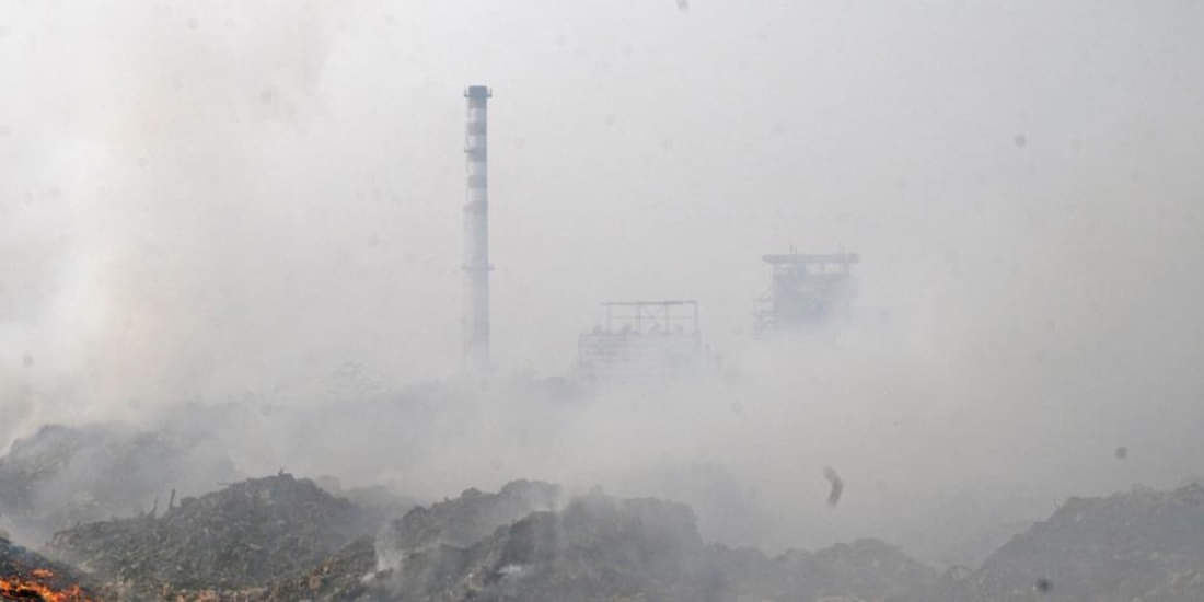 poison fog in air of kanpur at panki a to z plant