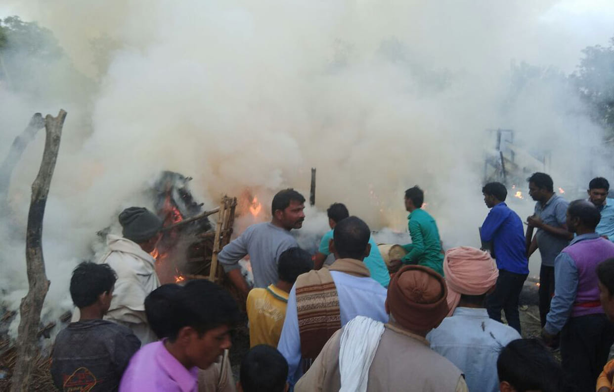 -Five huts burned by fire