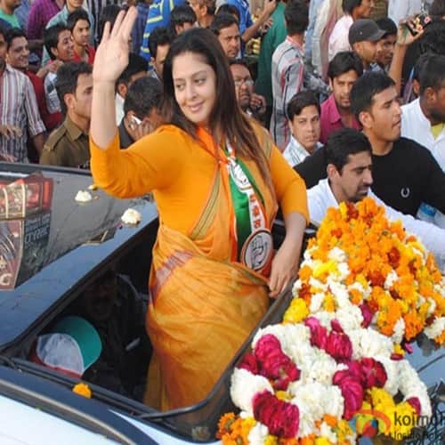 This is how Nagma reacts on being the inspiration of Raai Laxmis Julie 2