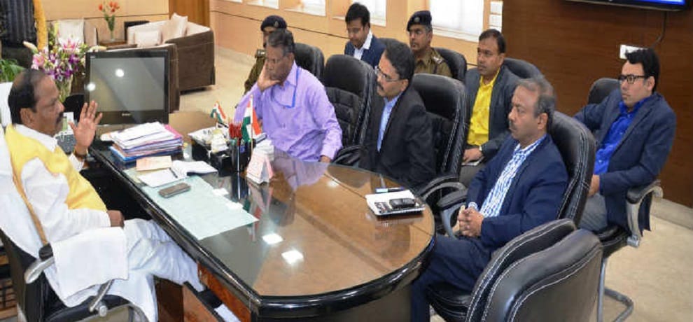 jharkhand cm raguvar das directs to make policy to tackle traffic jams in ranchi