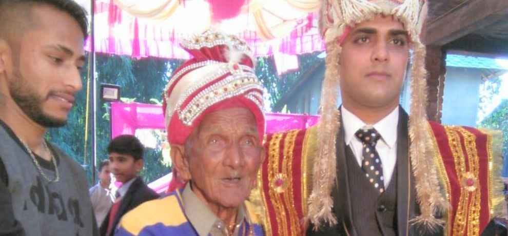 himachal kangra 110 year old man dance in grandson marriage