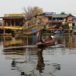after winters begins see the pictures of dal lake and Kashmir valley 