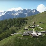 इस गांव में बसने के लिए सरकार दे रही लाखों रुपये