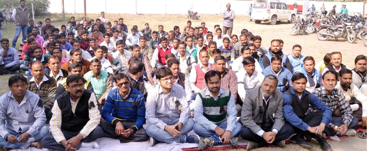 सेंट्रलबार एसोसिएशन अध्यक्ष सहित आठ नामजद 40-50 अज्ञात पर रिपोर्ट