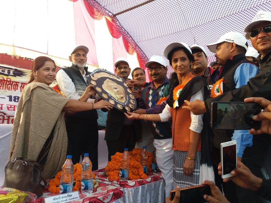 Siddhartha Nagar tops in play