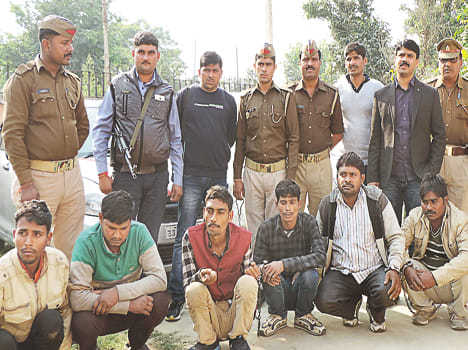 Six members of inter-state gang of robbers robbed