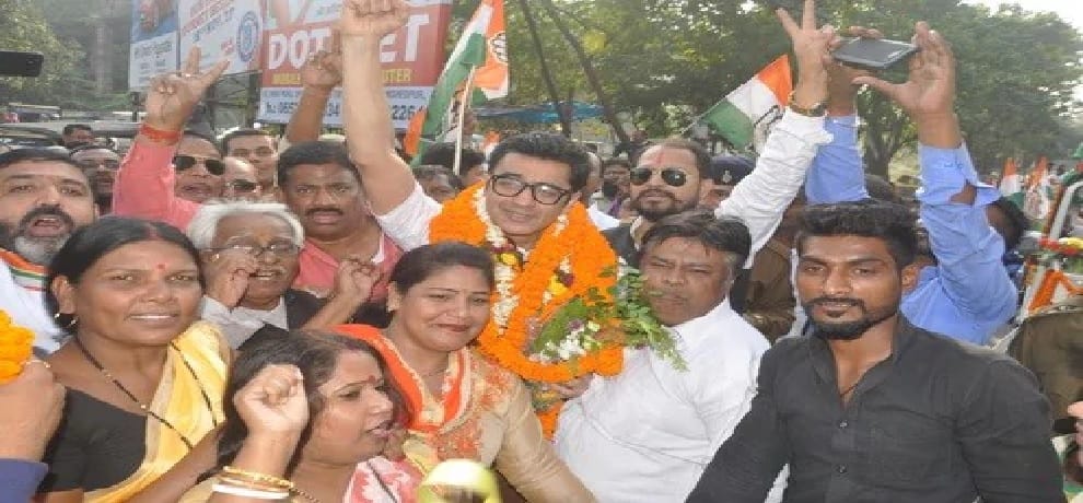 Jharkhand Congress president Ajay Kumar receives warm welcome at jamshedpur procession for 4 hours