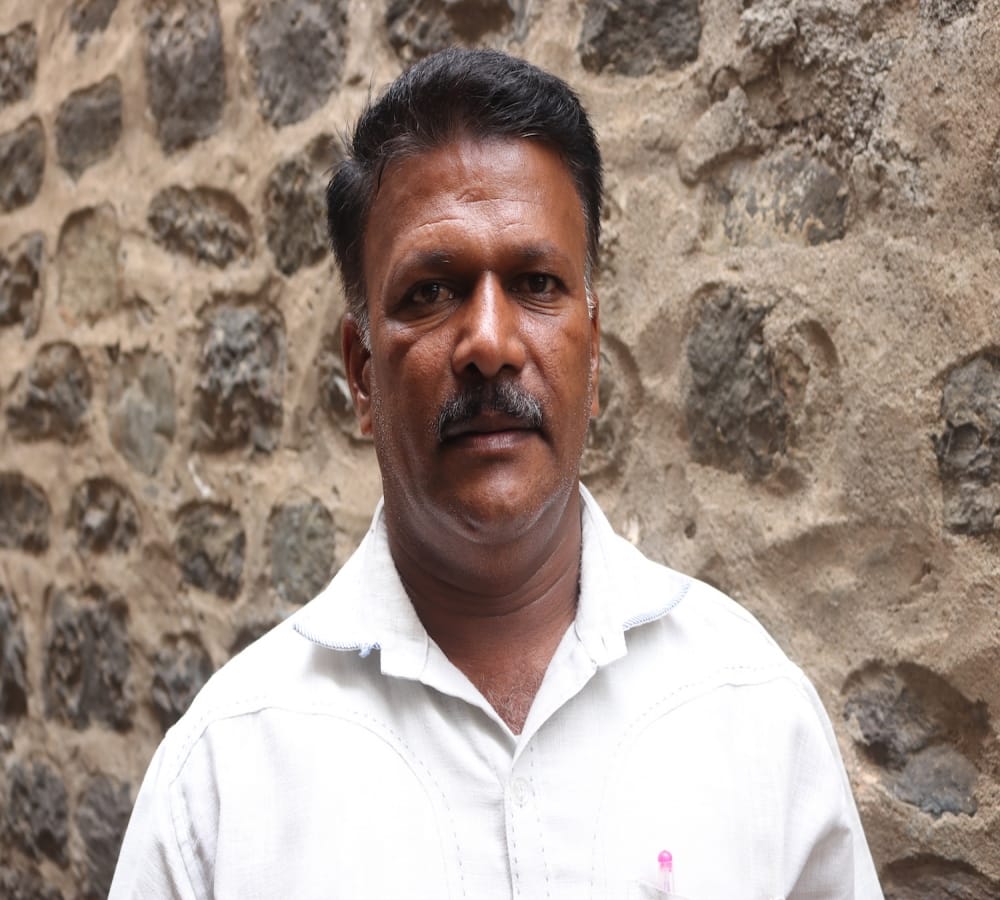 bashindey anil kumar patil trains kids in sports