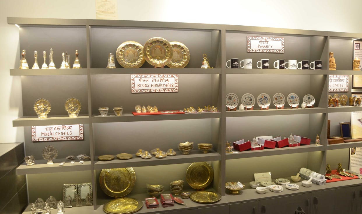 Banaras metal craft attract tourist