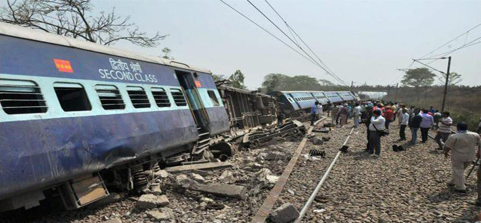 vasco da gama train derail at chitrakoot manikpur station