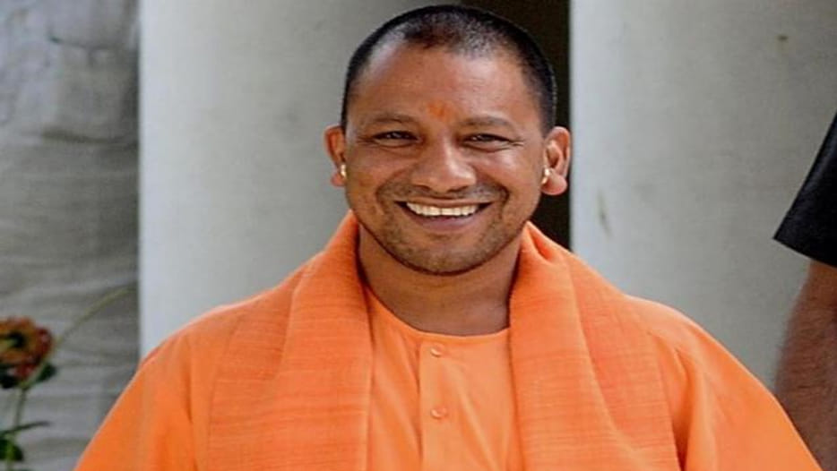 CM yogi adityanath in varanasi today