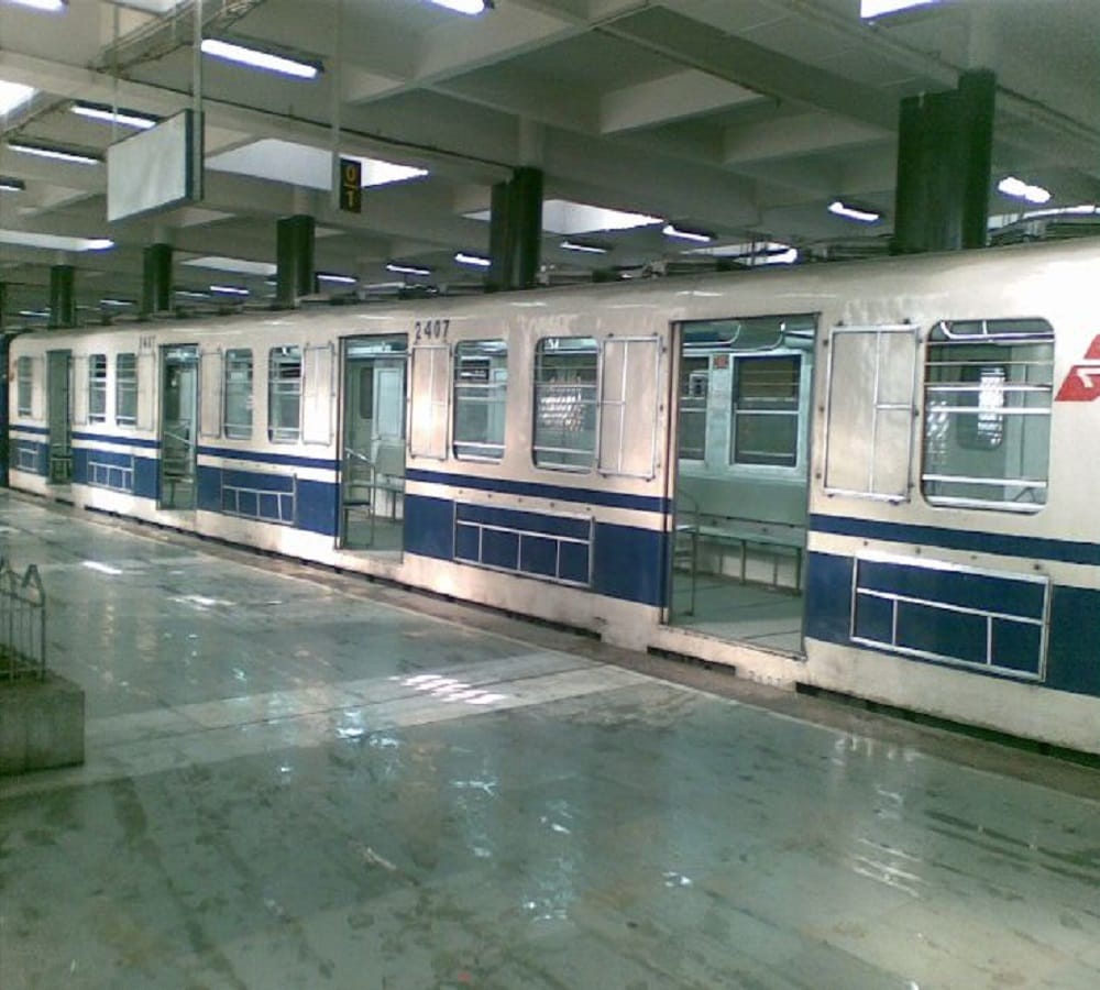 Ravindra Sarovar Metro Station is extremely scary situated in kolkata
