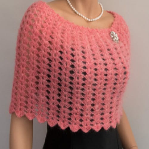 Know ho to make stylish woolen shrug at home 