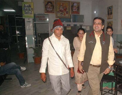dengue, groom admitted in hospital before wedding ceremony