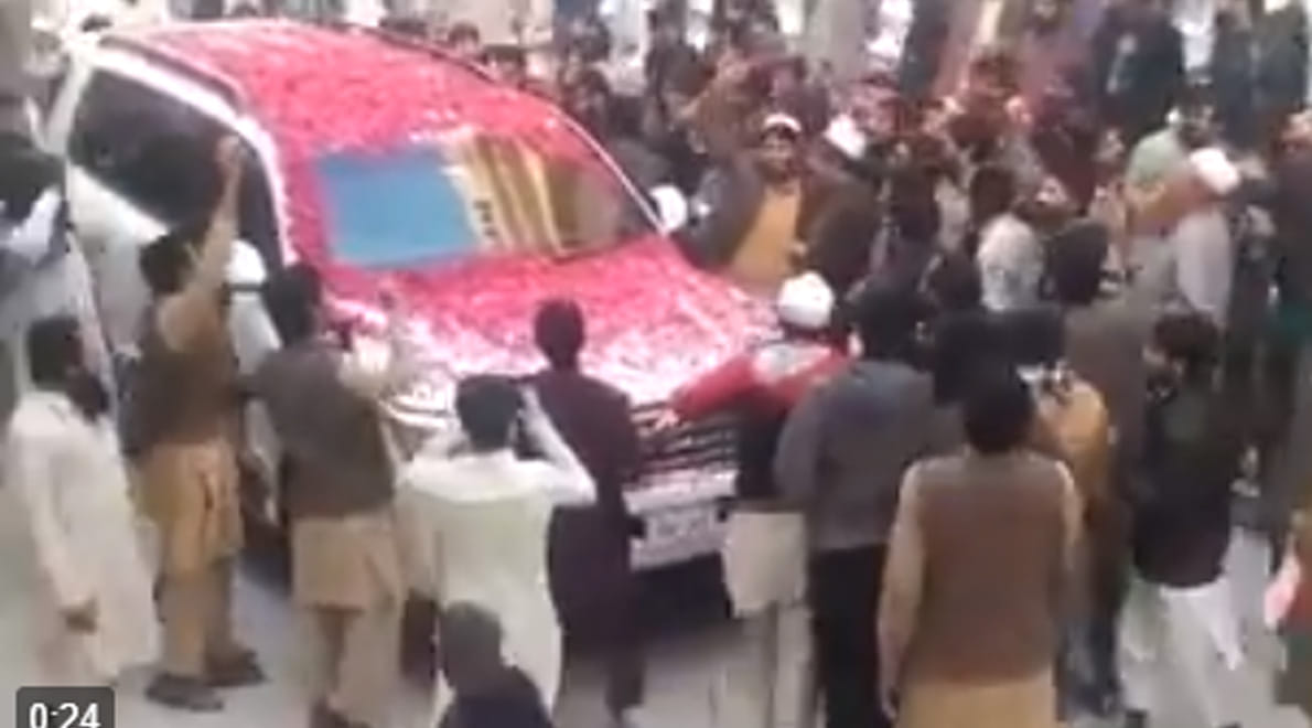 terrorist Hafiz saeed released from house arrest, celebration in Pakistan