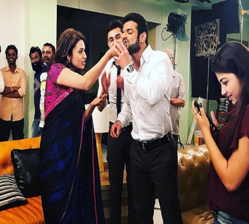 Karan Patel close friend Aly Goni demanding a baby as a return gift on his birthday 