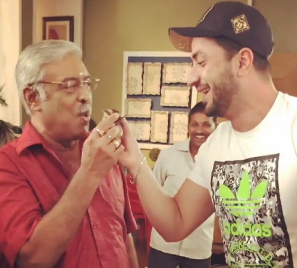 Karan Patel close friend Aly Goni demanding a baby as a return gift on his birthday 